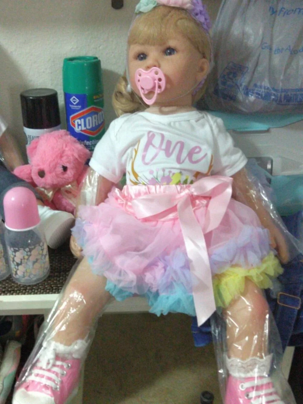 N/A 24 lifelike